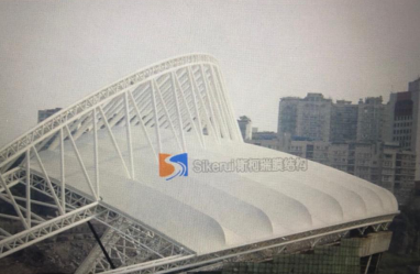 服務(wù)周到的膜結(jié)構(gòu)公司的產(chǎn)品有哪些優(yōu)點(diǎn)？