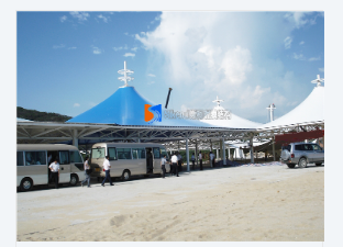 膜結(jié)構(gòu)停車棚有哪些特性？