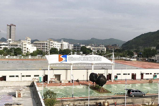 廣西柳州一中游泳館膜結(jié)構(gòu)