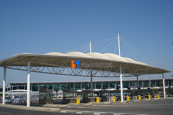 大連國際機場出入口膜結(jié)構(gòu)項目